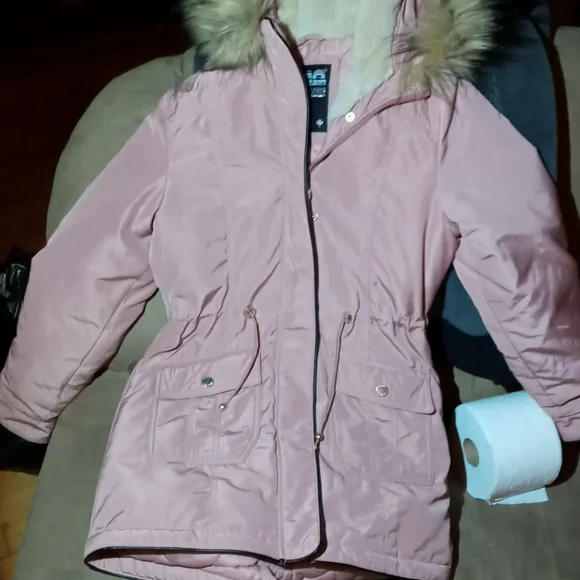 Youth winter coat - Picture 2 of 2